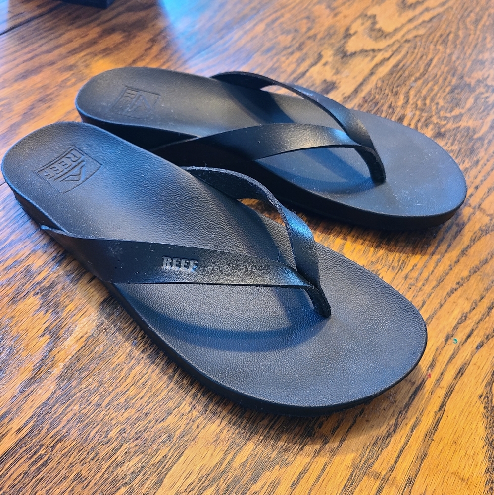 Reef Cushion Court Flip Flops
